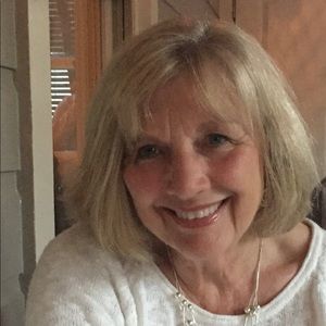 Meet your Posher, Carol